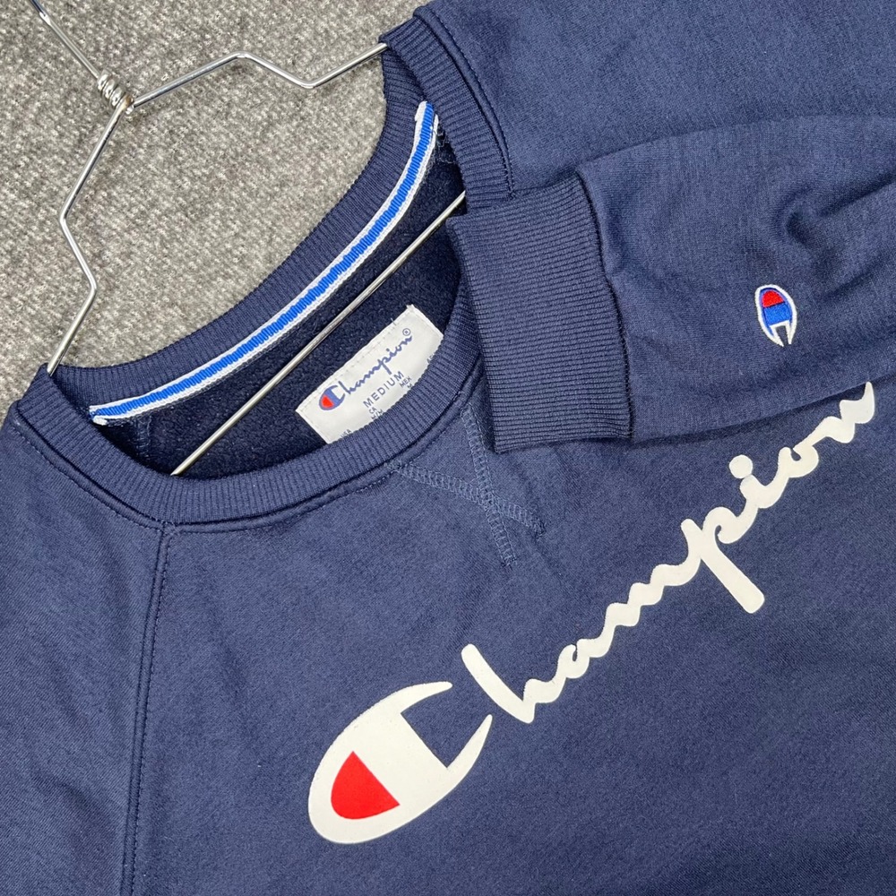 Champion Sweatshirt Mens M Navy Blue Script Logo Raglan Sleeve Casual Pullover